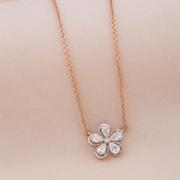 Blooming Clover Pendant